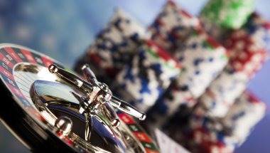 Promotion calendar showing weekly cashback cycles and tier multipliers